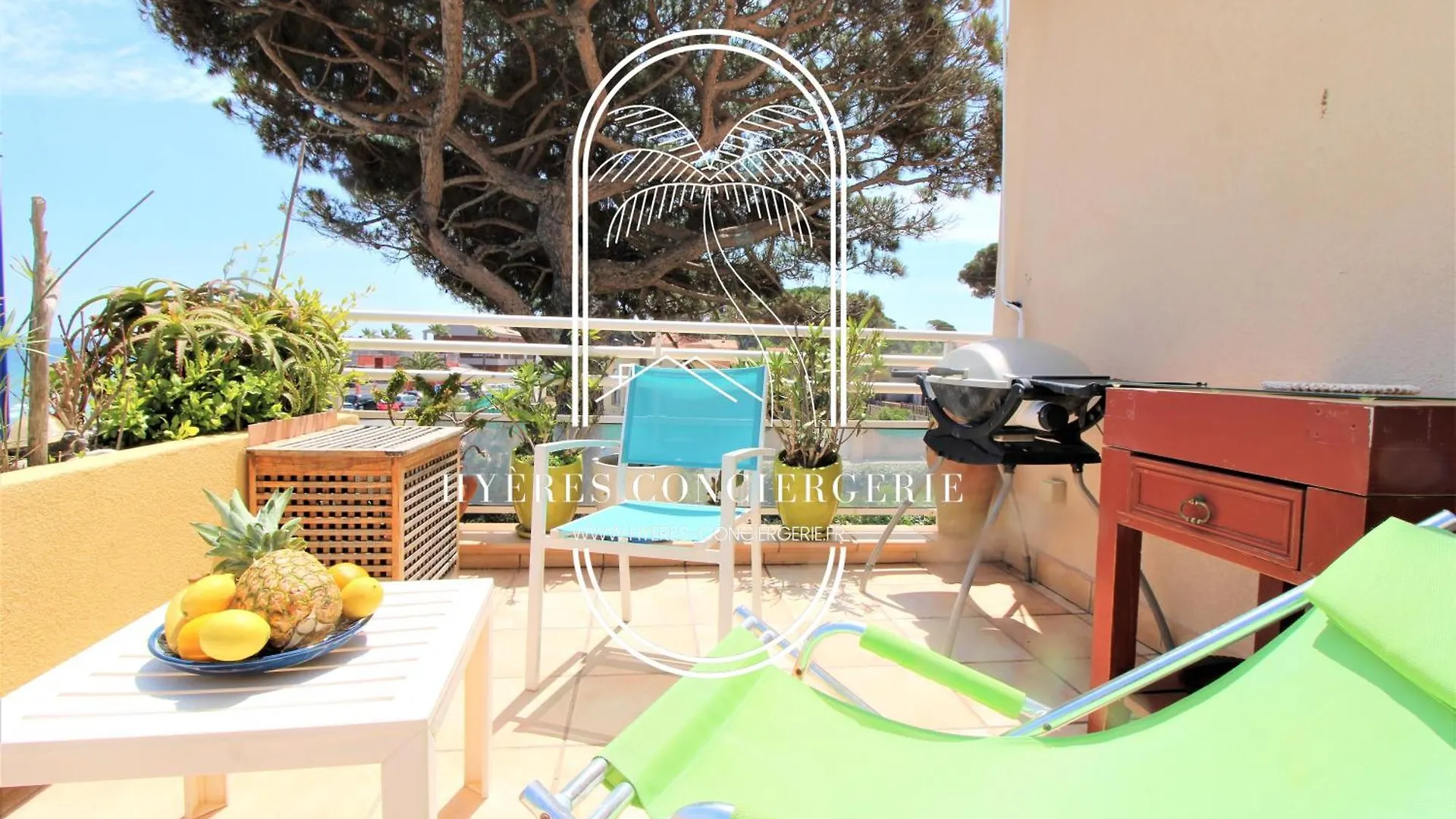 Hyeres Plage Bona 1 Chambre Lit Superposes Parking Wifi Pieds Dans L'Eau By Hc